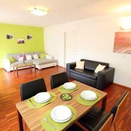 Royal Living Apartments Viena Exterior foto