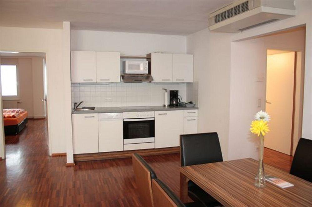 Royal Living Apartments Viena Exterior foto